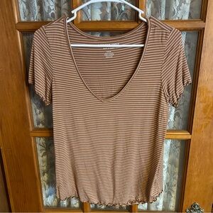 NWOT American Eagle Brown V-Neck Women Top